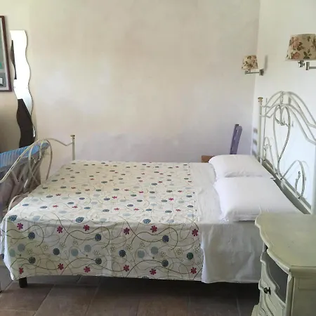 Проживание в семье Fiordiloto Монсамполо-дель-Тронто